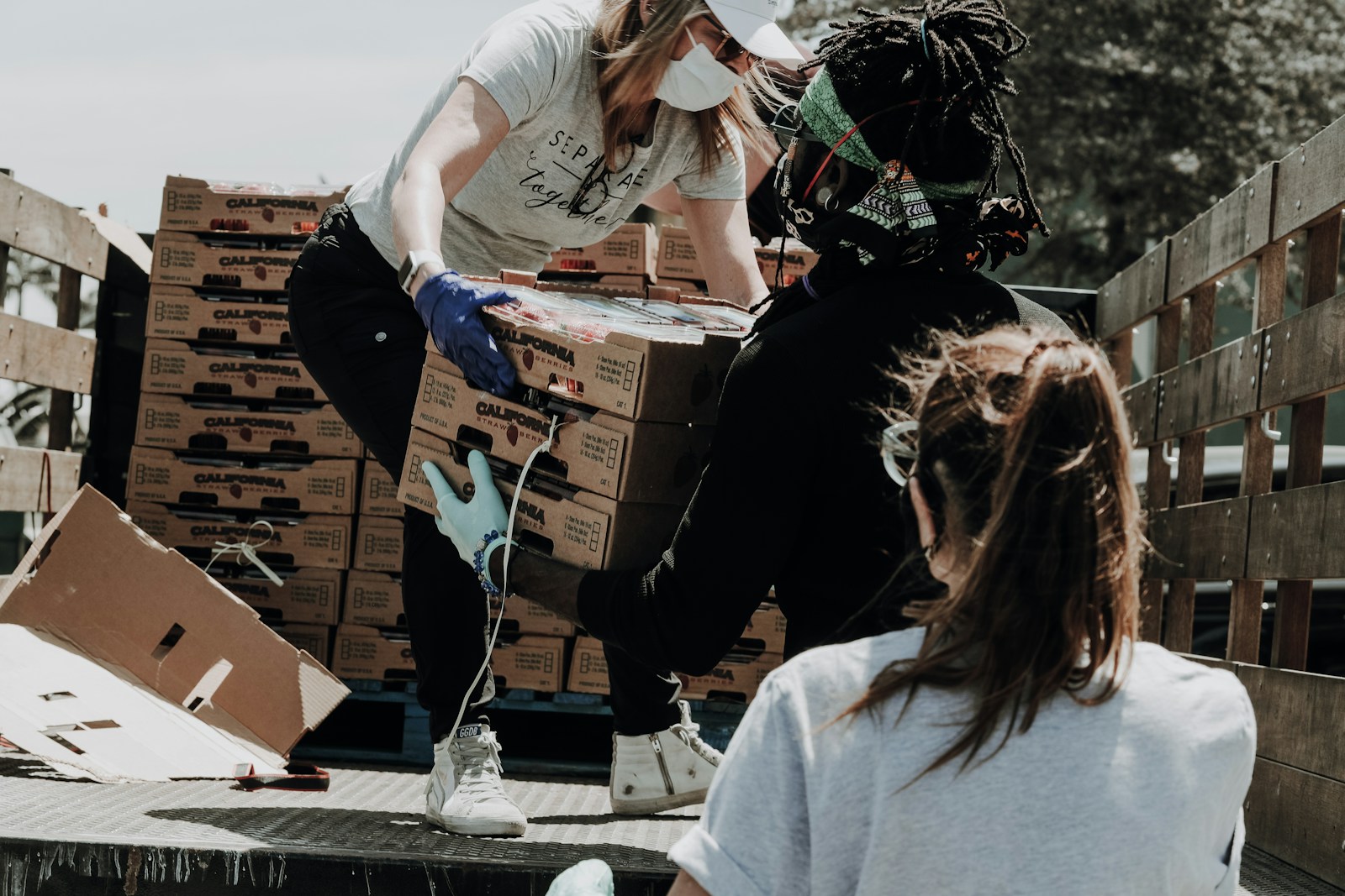 Volunteers preparing community food support